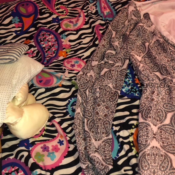 Romper - Picture 2 of 4